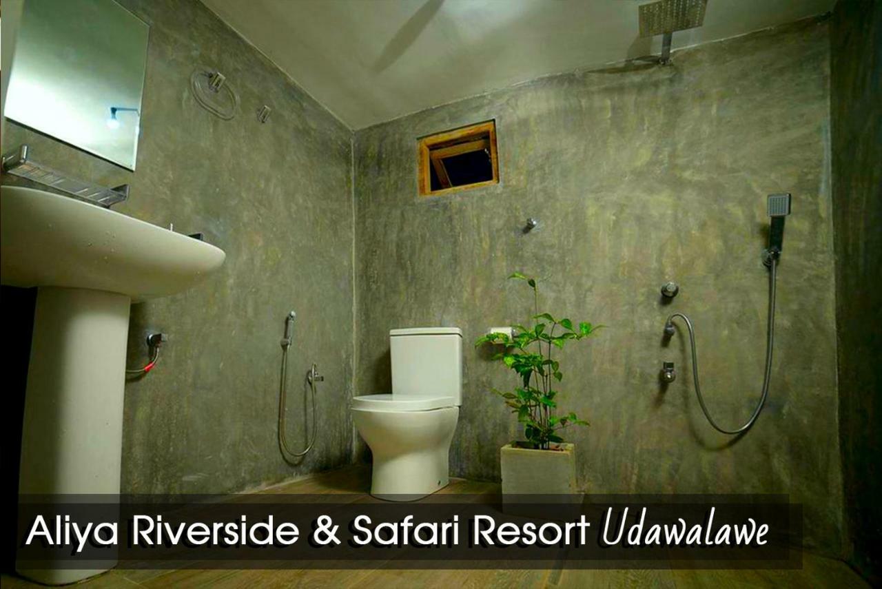 Aliya Riverside & Safari Resort Удавалаве Екстериор снимка